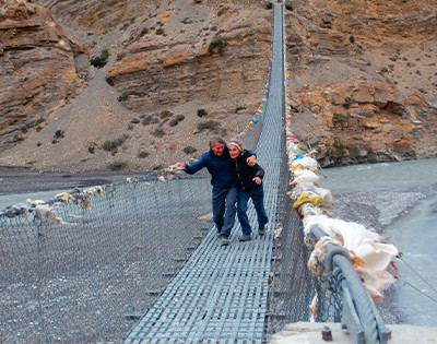 Lower Mustang Trekking